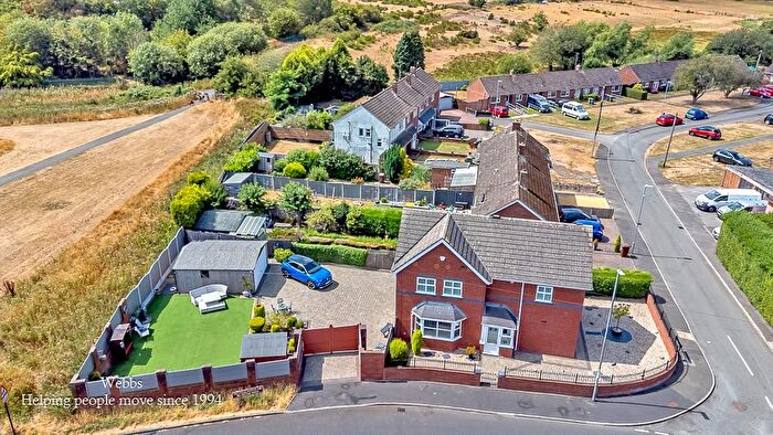 3 Bedroom Detached House For Sale In Millfield Avenue, Pelsall, Walsall, WS4