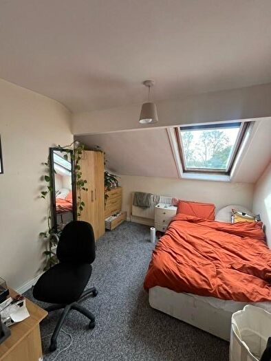 9 Bedroom House To Rent In Cardigan Road, Leeds, LS6