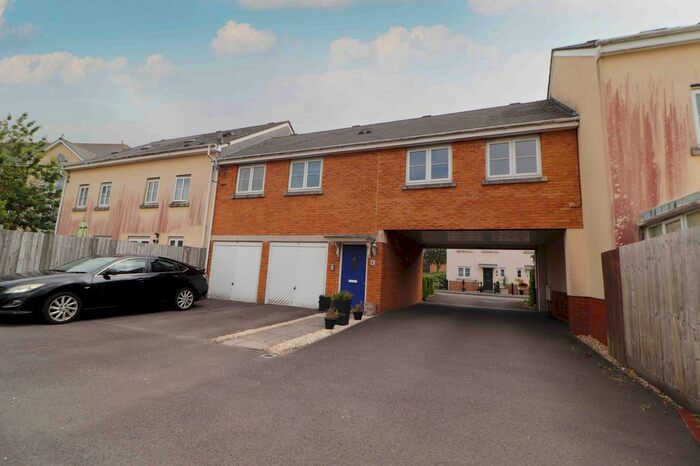 2 Bedroom Flat To Rent In Six Mills Avenue, Gorseinon, Swansea, Abertawe, SA4