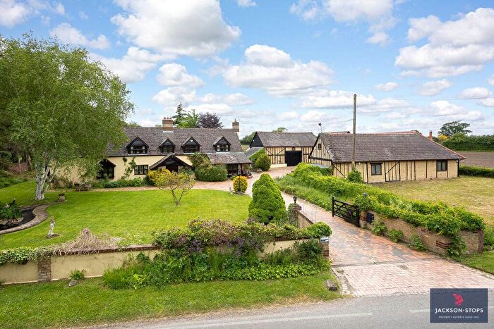 4 Bedroom Detached House For Sale In Apsley End Road, Shillington, Hitchin, Bedfordshire, SG5