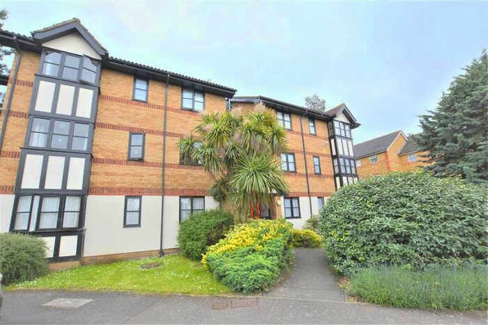 1 Bedroom Flat To Rent In Woodvale Way, London, NW11