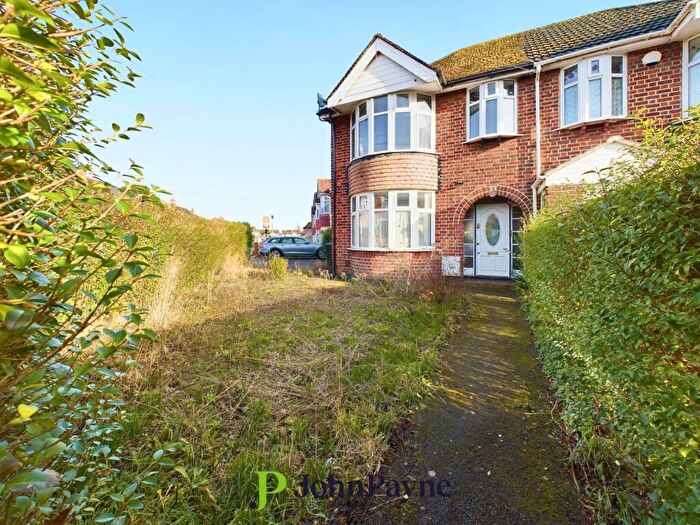 3 Bedroom Semi-Detached House To Rent In Ashington Grove, Whitley, Coventry, CV3