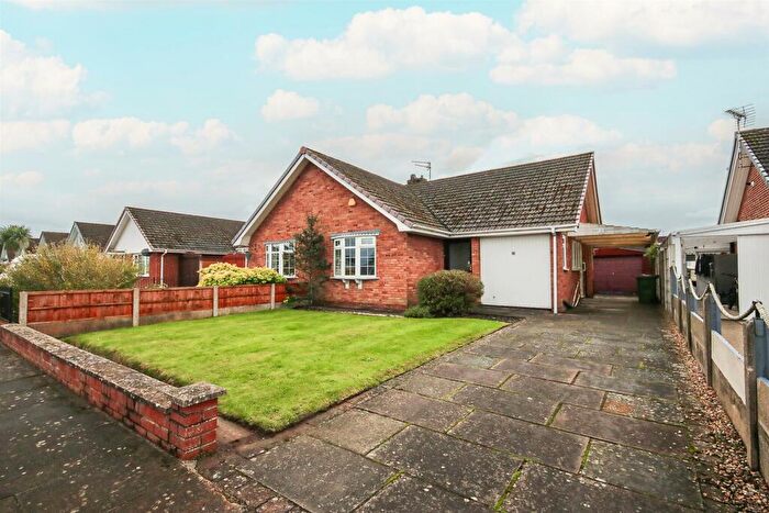 2 Bedroom Semi-Detached Bungalow For Sale In Caton Close, Southport, PR9