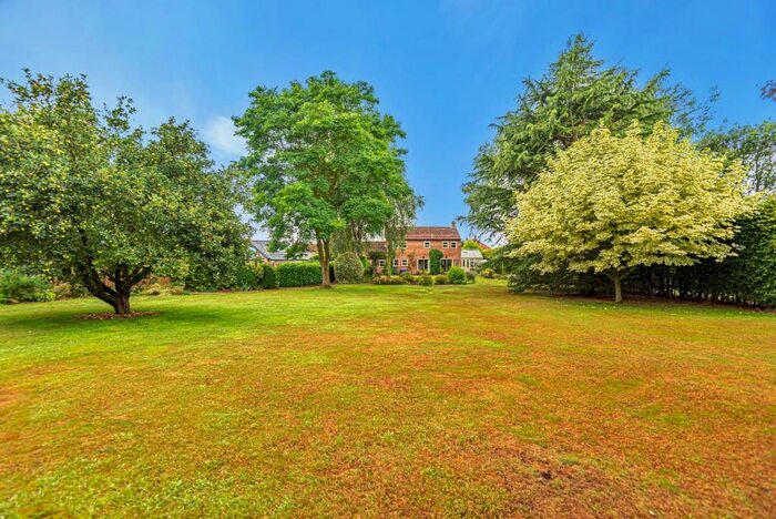 4 Bedroom Detached House For Sale In South Otterington, Northallerton, DL7