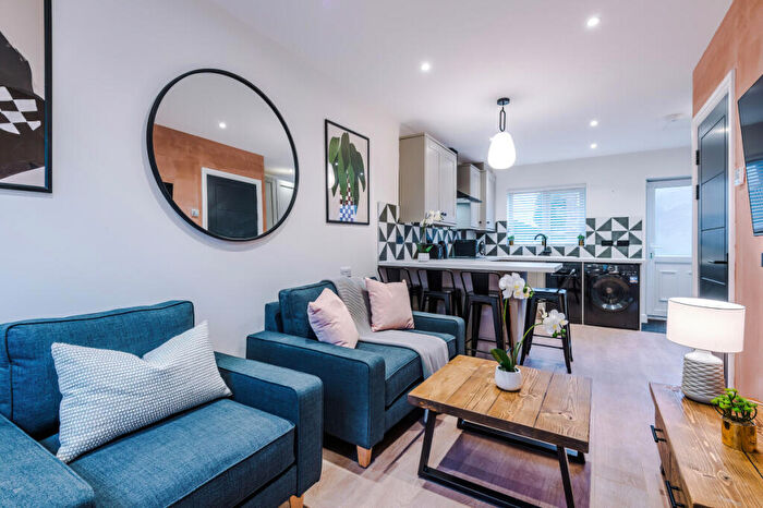 2 Bedroom Terraced House To Rent In Capricorn Way, Salford, M6