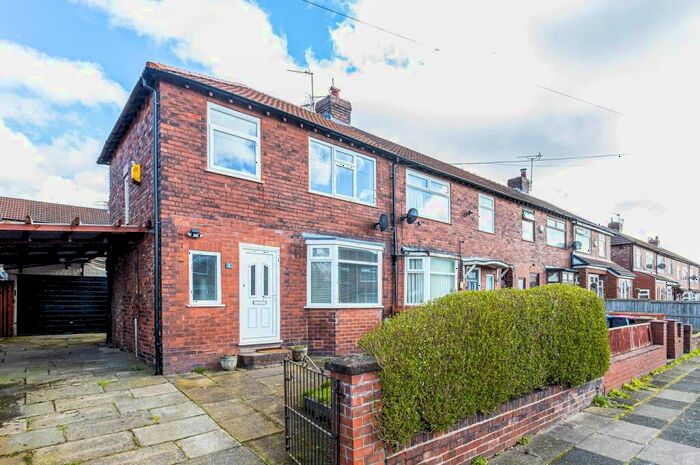 3 Bedroom End Of Terrace House To Rent In Beechfield Avenue, Little Hulton, Manchester, M38