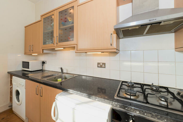 1 Bedroom Flat To Rent In - Castle Street, London Street, Reading, RG1