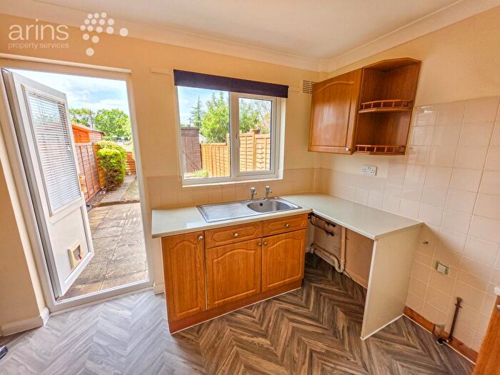2 Bedroom Terraced House For Sale In Binbrook Close, Lower Earley, Reading, RG6