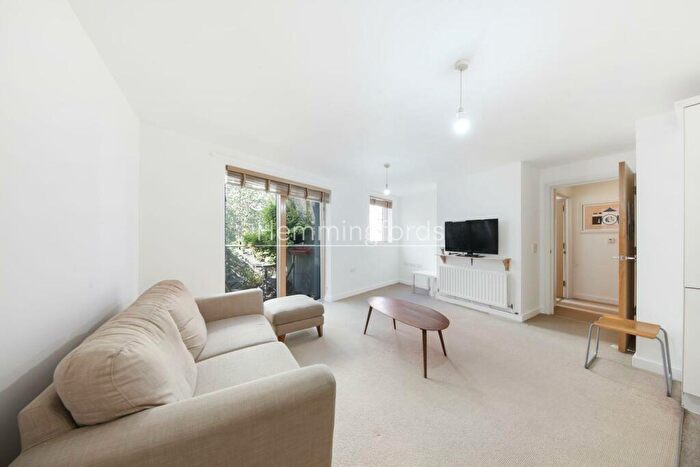 1 Bedroom Apartment To Rent In Domecq House, Dallington Street, Clerkenwell, EC1V