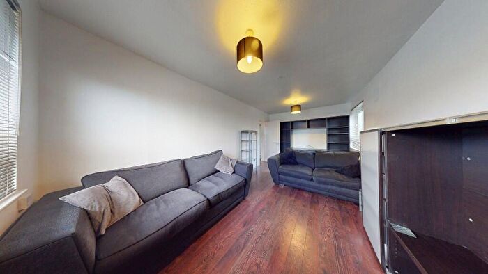 2 Bedroom Flat For Sale In Castleton Way, Aberdeen, Aberdeenshire, AB16