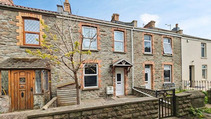 2 Bedroom Property For Sale In Poplar Place, Bristol, BS16