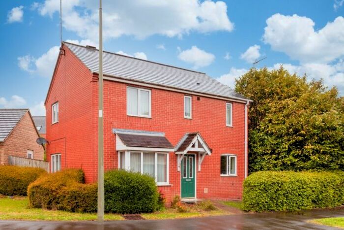3 Bedroom Detached House To Rent In Lapsley Drive, Banbury, OX16
