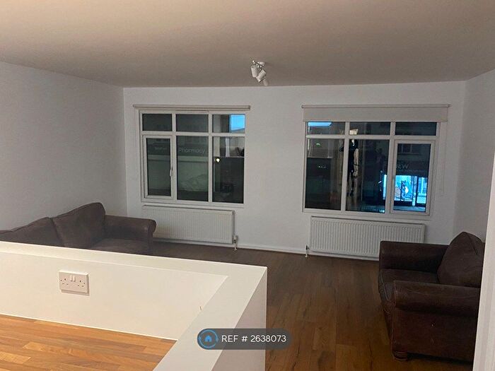 2 Bedroom Flat To Rent In High Road, Benfleet, SS7