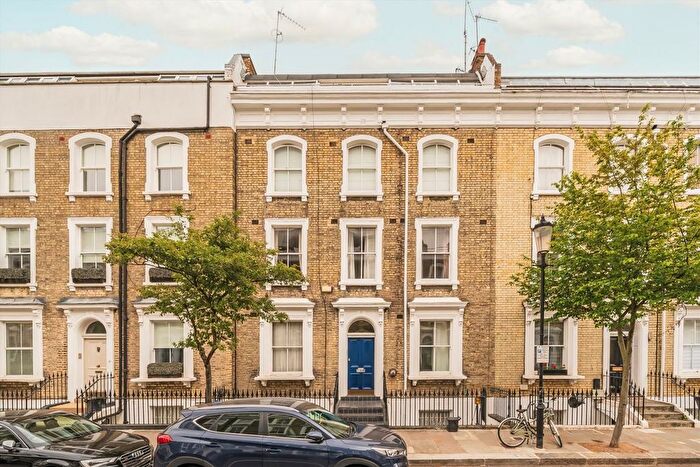 2 Bedroom Flat To Rent In Ifield Road, London, SW10