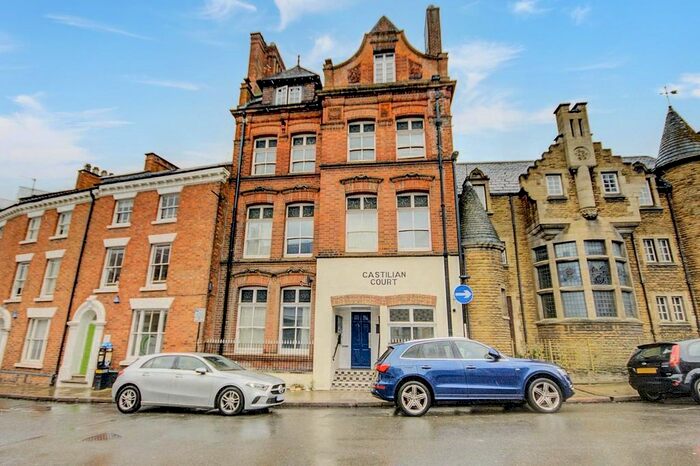 1 Bedroom Flat To Rent In Castilian Street, Northampton, NN1