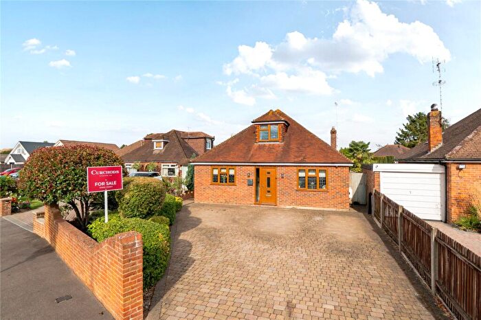 4 Bedroom Detached House For Sale In Church Road, Byfleet, KT14