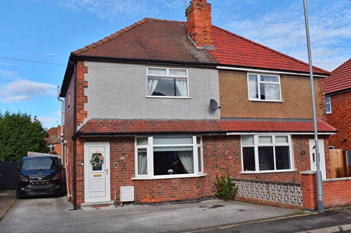 3 Bedroom Semi Detached House For Sale In Beeston Road, Newark, NG24