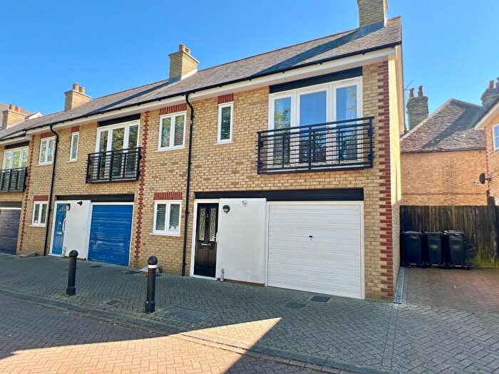 2 Bedroom End Of Terrace House To Rent In Quest Place, Maldon, Essex, CM9