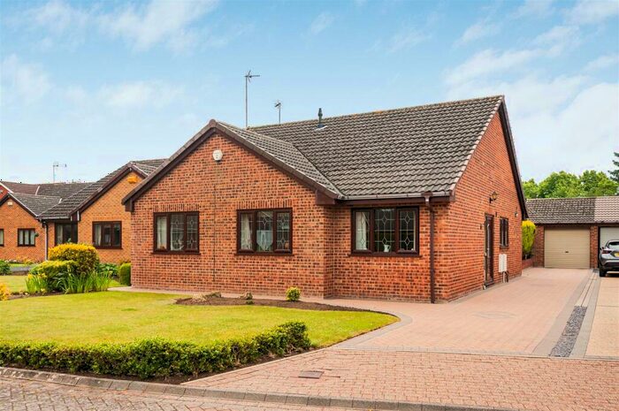 3 Bedroom Detached Bungalow For Sale In Westparkside, Goole, DN14