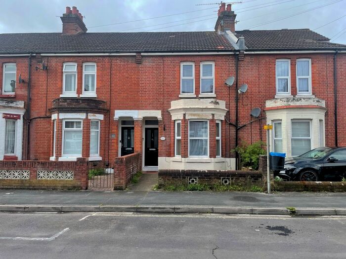 3 Bedroom Terraced House To Rent In Newtown Road, Eastleigh, Hampshire, SO50