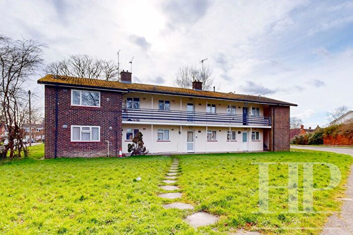 1 Bedroom Maisonette To Rent In Oak Way, Crawley, RH10