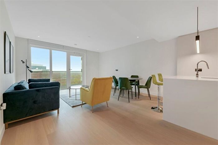 1 Bedroom Flat To Rent In Belvedere Row Apartments, Fountain Park Way, W12