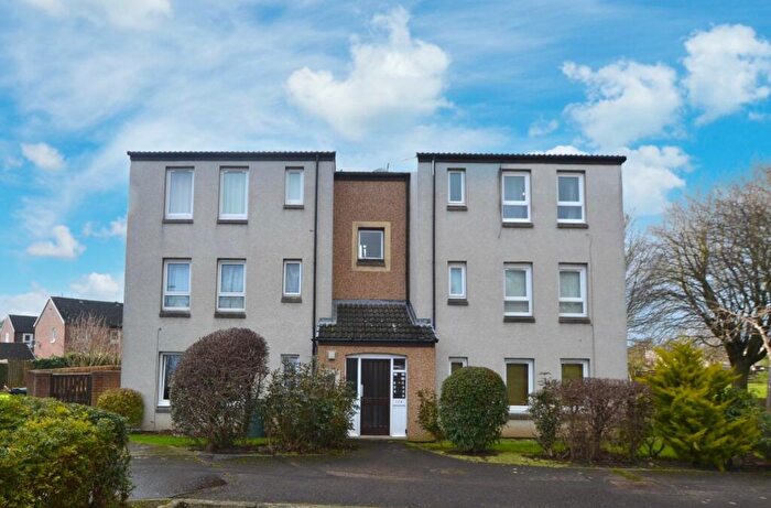 1 Bedroom Flat To Rent In Fauldburn, Edinburgh, EH12