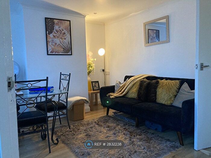 3 Bedroom Terraced House To Rent In Whaddon Way, Bletchley, Milton Keynes, MK3