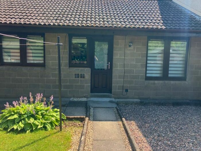 1 Bedroom Terraced House To Rent In Sandeman Court, Perth, Perthshire, PH1