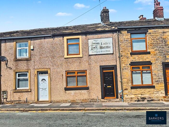 1 Bedroom Terraced House For Sale In Bradford Road, Drighlington, BD11