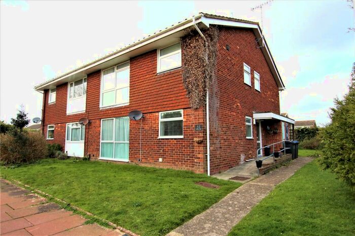 2 Bedroom Apartment To Rent In Hudson Close, Worthing, West Sussex, BN13