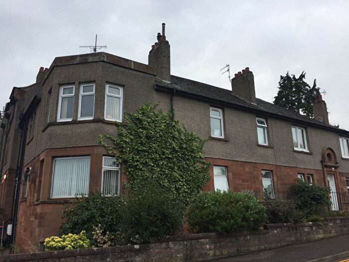 3 Bedroom Flat To Rent In Tay Street, Monifieth, Dundee, DD5