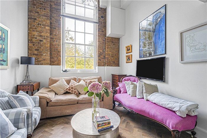 1 Bedroom Flat To Rent In Pages Walk, London, SE1