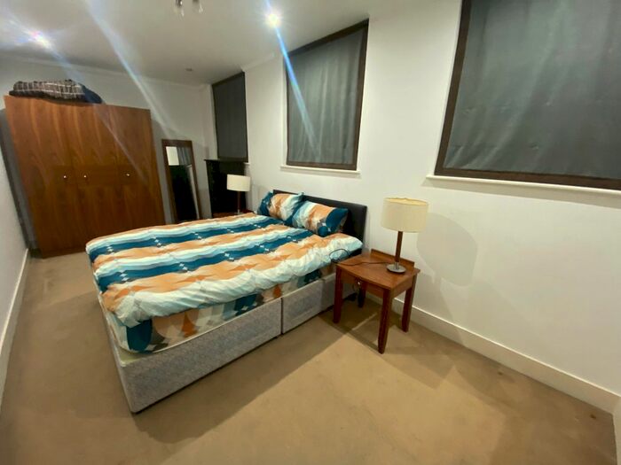 1 Bedroom Flat To Rent In Baker Street, London, W1U