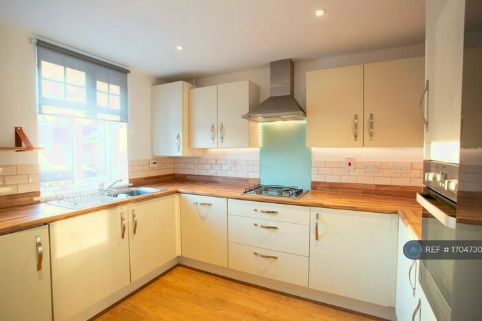 3 Bedroom End Of Terrace House To Rent In Arrowhead Close, Stapeley, Nantwich, CW5