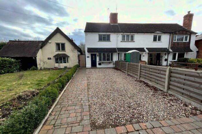 2 Bedroom Cottage To Rent In Chapel Street Welford On Avon, Stratford-Upon-Avon, CV37