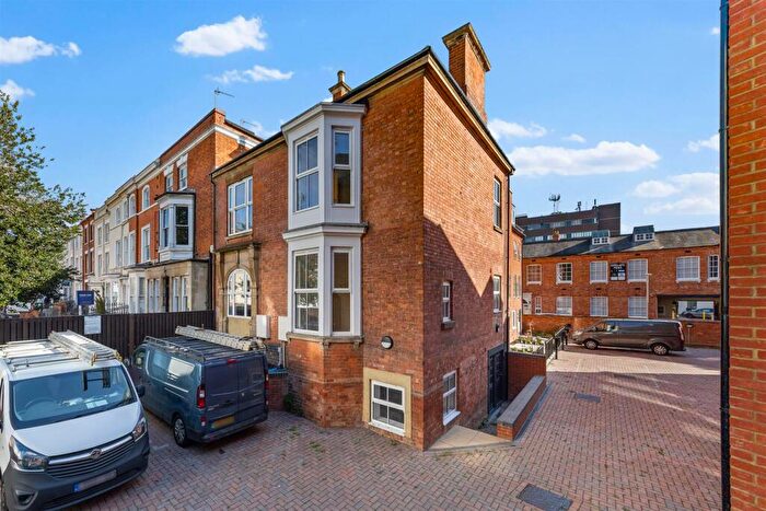2 Bedroom End Of Terrace House For Sale In Derngate, Northampton Town Centre, NN1