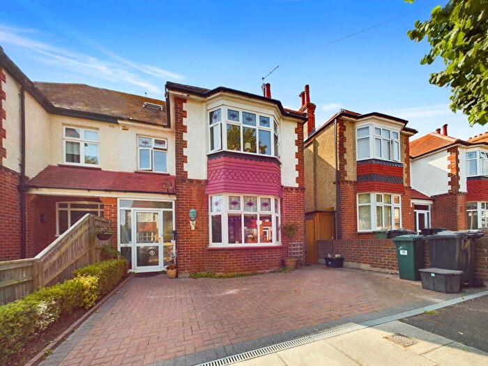 5 Bedroom Semi-Detached House For Sale In Rothbury Road, Hove, BN3