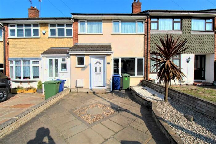 3 Bedroom Terraced House To Rent In Toft Avenue, Grays, RM17