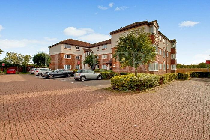 2 Bedroom Flat For Sale In Campbell Gordon Way, London, NW2
