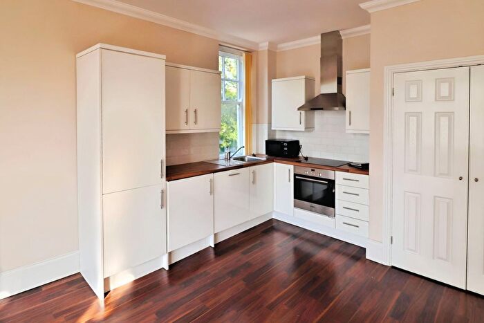 2 Bedroom Flat To Rent In Burnham House, Elms Road, Knighton, Leicester, LE2