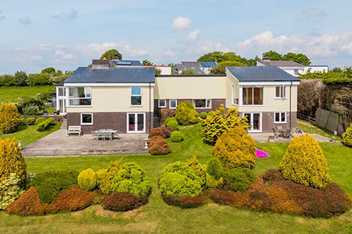 5 Bedroom Detached House For Sale In Misty Hills Close, Three Crosses, Swansea, SA4