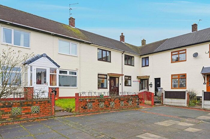 3 Bedroom Terraced House For Sale In Willow Road, Manchester, M31