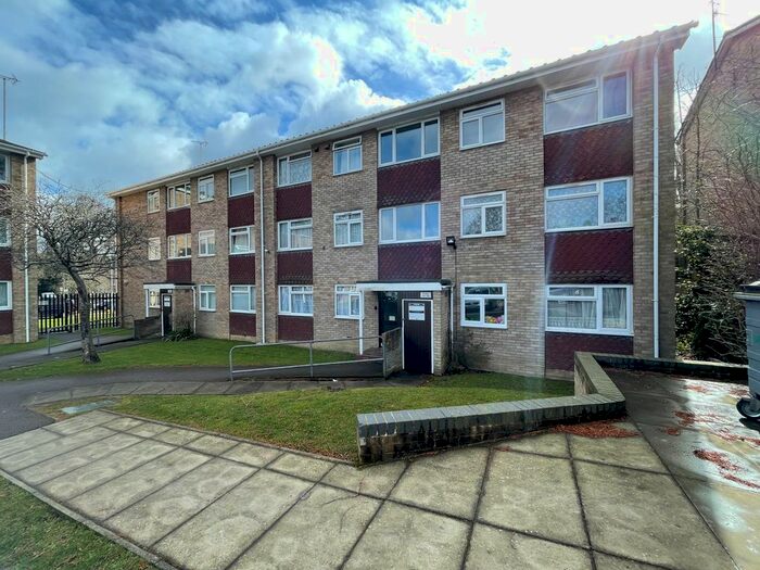 2 Bedroom Flat To Rent In Malzeard Road, Luton, LU3