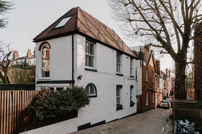 2 Bedroom Detached House For Sale In Fawley Road, London, NW6