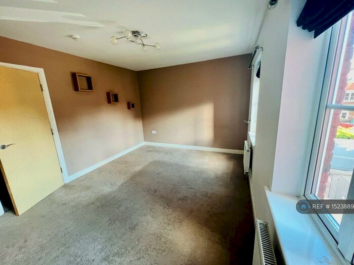 4 Bedroom Terraced House To Rent In Danvers Way, Fulwood, Preston, PR2