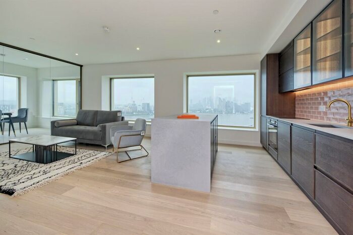 3 Bedroom Property To Rent In Deanston Wharf, Riverscape, E16