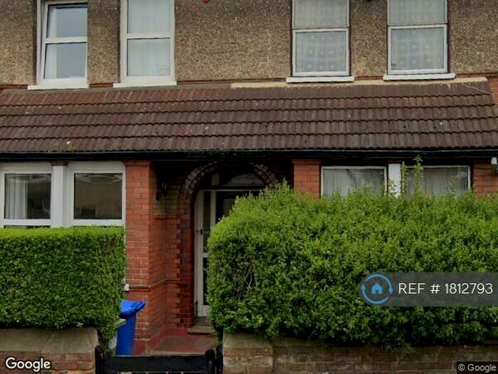 3 Bedroom End Of Terrace House To Rent In Upland Road, London, SE22