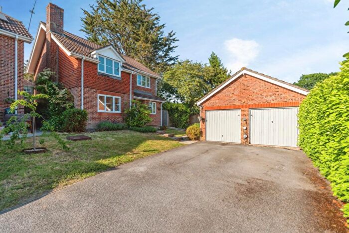 4 Bedroom Detached House For Sale In Bramble Drive, Romsey, Hampshire, SO51