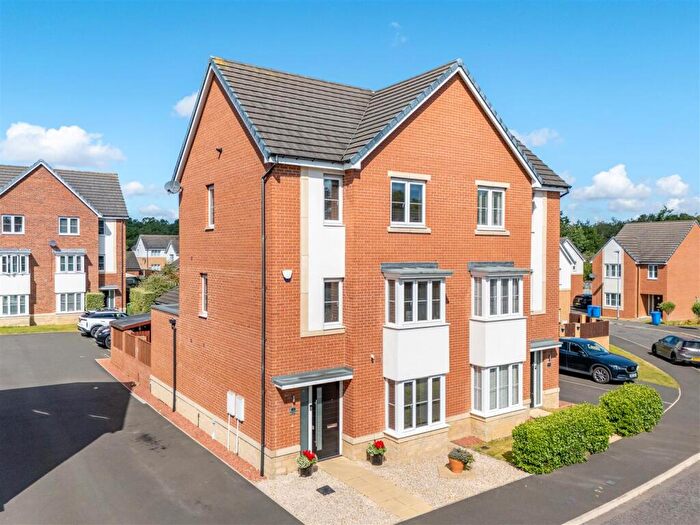 4 Bedroom Town House For Sale In Strother Way, Cramlington, NE23